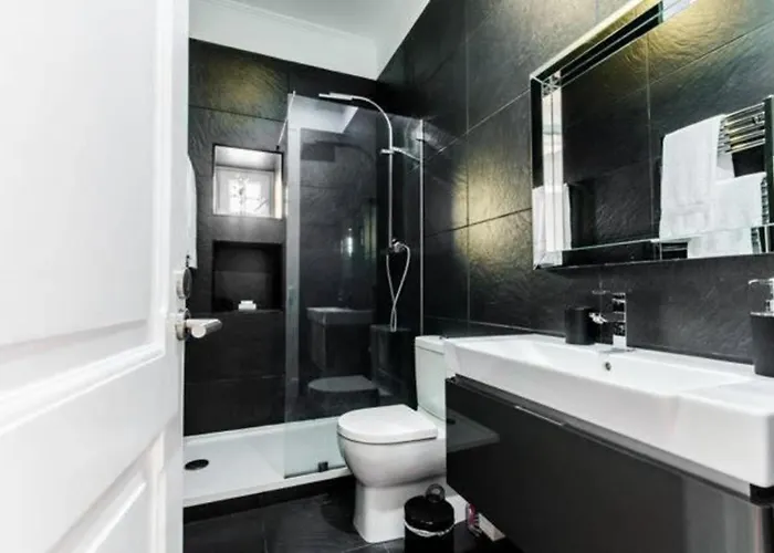 Modern 2-bed - Heart Of Downtown *