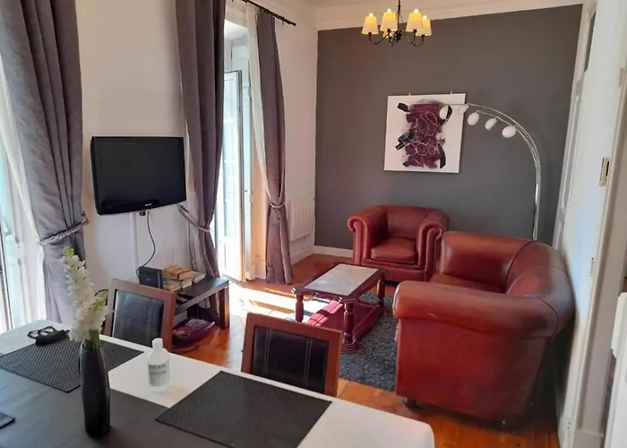 Modern 2-bed - Heart Of Downtown Daire Lisboa